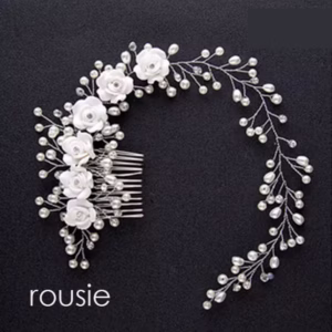 TOCADO MODELO: ROUSIE